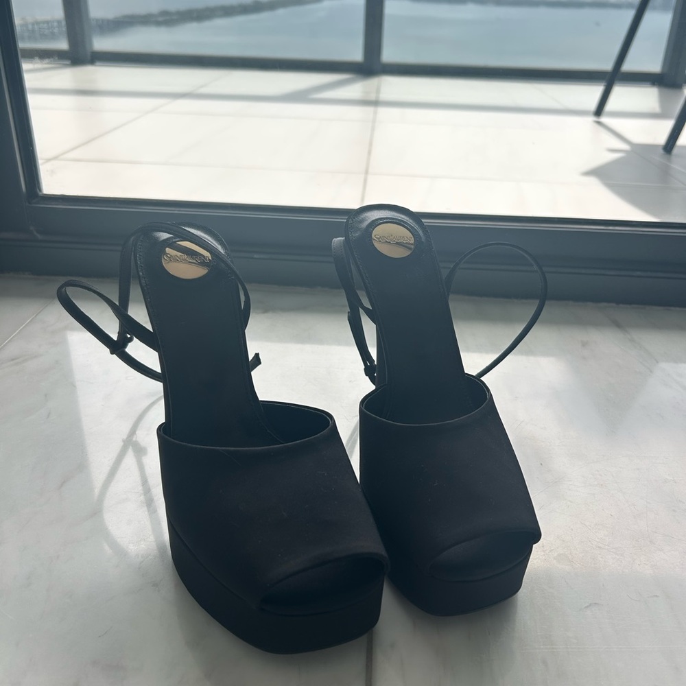 YSL La scandale leather trimmed satin mule